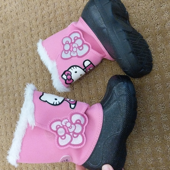 Hello Kitty Shoes Hello Kitty Sparkle Snow Boots Poshmark